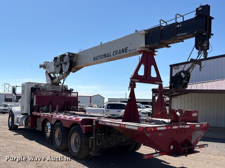 image for item FC2196 2014 Peterbilt 365 crane truck