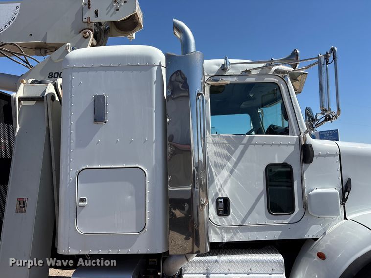 image for item FC2196 2014 Peterbilt 365 crane truck