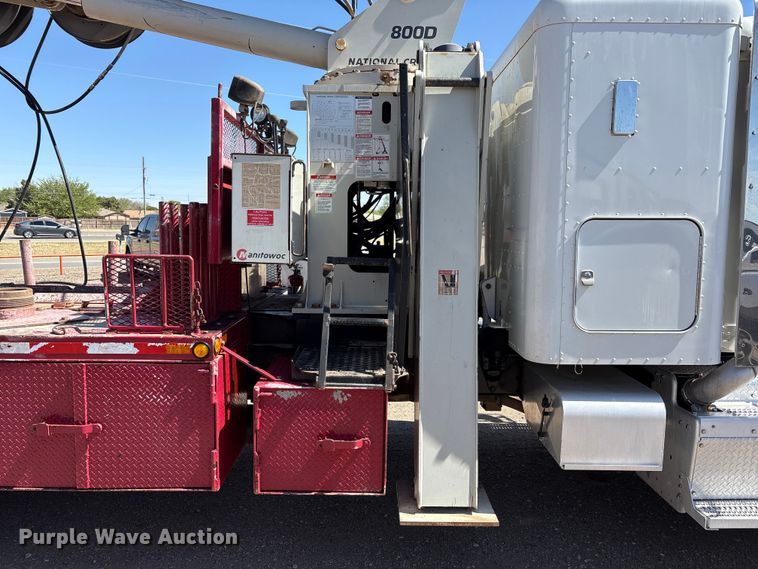 image for item FC2196 2014 Peterbilt 365 crane truck