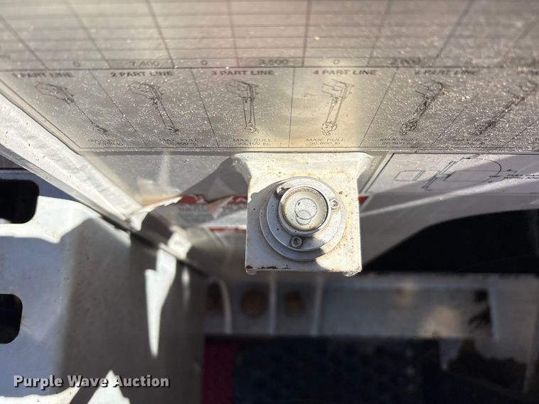 image for item FC2196 2014 Peterbilt 365 crane truck