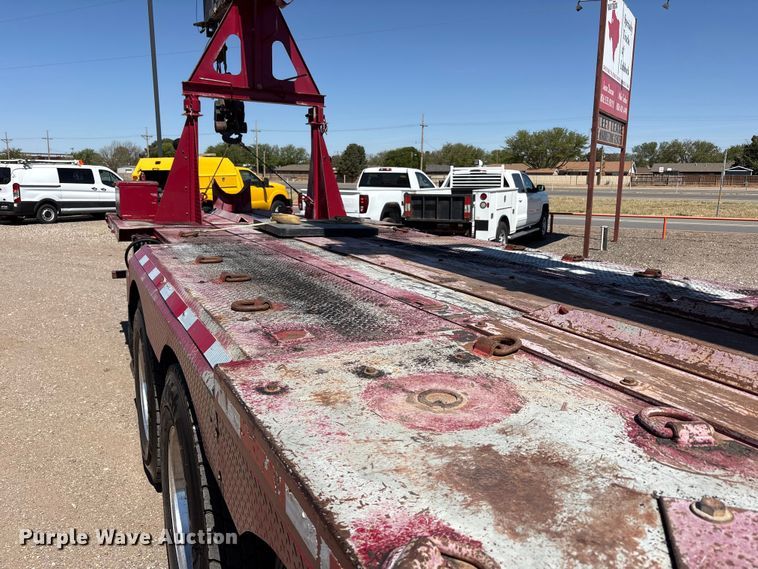 image for item FC2196 2014 Peterbilt 365 crane truck