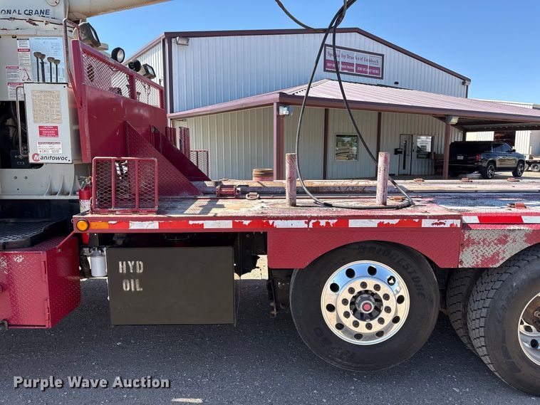 image for item FC2196 2014 Peterbilt 365 crane truck