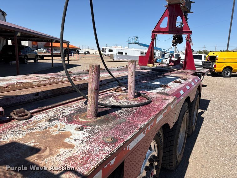 image for item FC2196 2014 Peterbilt 365 crane truck