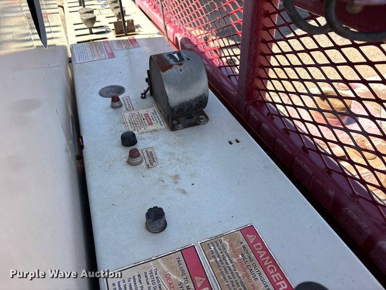 image for item FC2196 2014 Peterbilt 365 crane truck