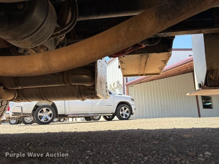 image for item FC2196 2014 Peterbilt 365 crane truck