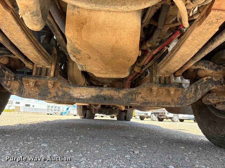 image for item FC2196 2014 Peterbilt 365 crane truck