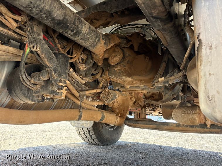 image for item FC2196 2014 Peterbilt 365 crane truck