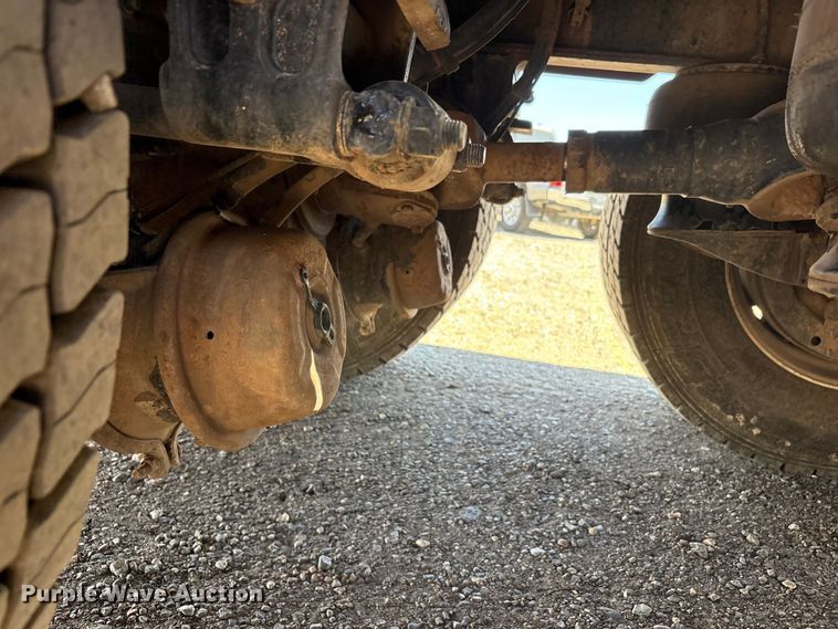 image for item FC2196 2014 Peterbilt 365 crane truck