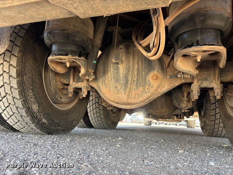 image for item FC2196 2014 Peterbilt 365 crane truck