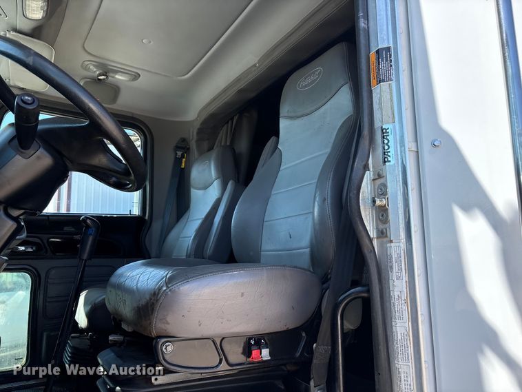 image for item FC2196 2014 Peterbilt 365 crane truck