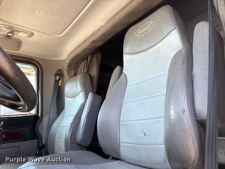 image for item FC2196 2014 Peterbilt 365 crane truck