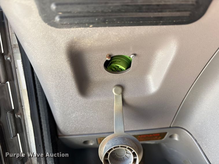 image for item FC2196 2014 Peterbilt 365 crane truck