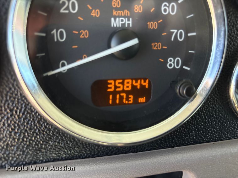 image for item FC2196 2014 Peterbilt 365 crane truck