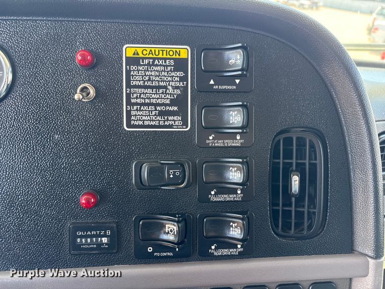 image for item FC2196 2014 Peterbilt 365 crane truck