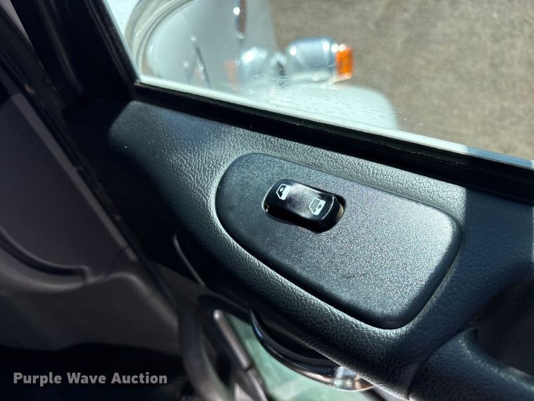 image for item FC2196 2014 Peterbilt 365 crane truck