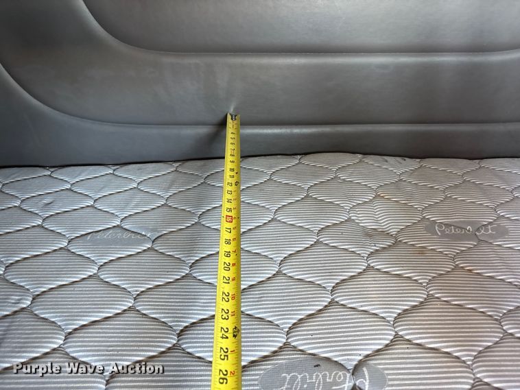 image for item FC2196 2014 Peterbilt 365 crane truck