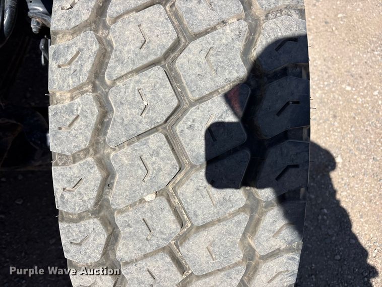 image for item FC2196 2014 Peterbilt 365 crane truck