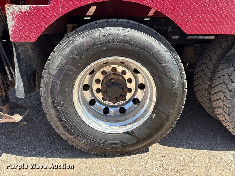 image for item FC2196 2014 Peterbilt 365 crane truck