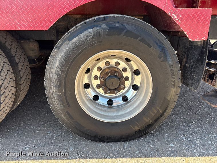 image for item FC2196 2014 Peterbilt 365 crane truck