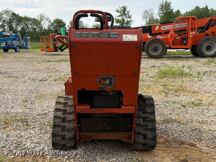 image for item FC3033 2018 Ditch Witch C24x trencher