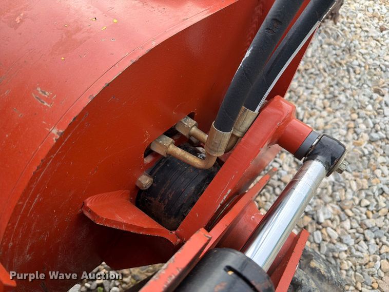 image for item FC3033 2018 Ditch Witch C24x trencher