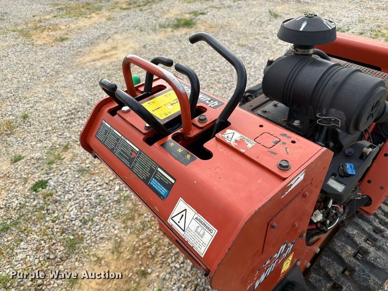 image for item FC3033 2018 Ditch Witch C24x trencher