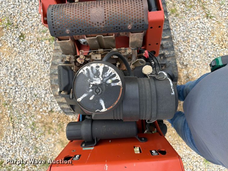 image for item FC3033 2018 Ditch Witch C24x trencher