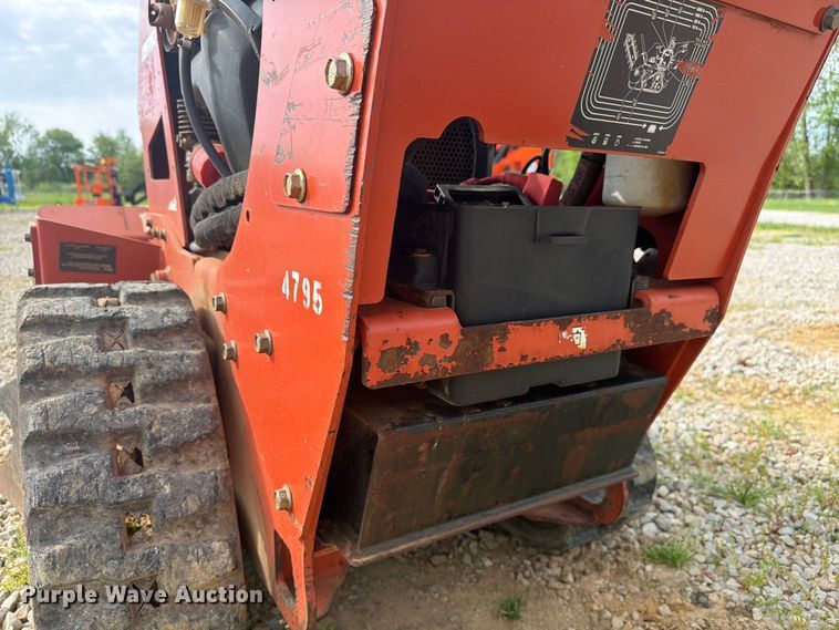 image for item FC3034 2017 Ditch Witch C24x trencher