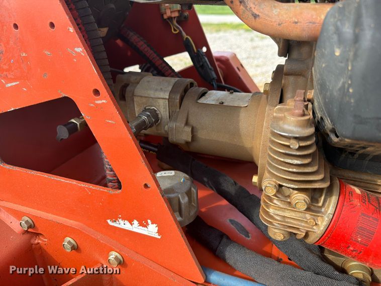 image for item FC3034 2017 Ditch Witch C24x trencher