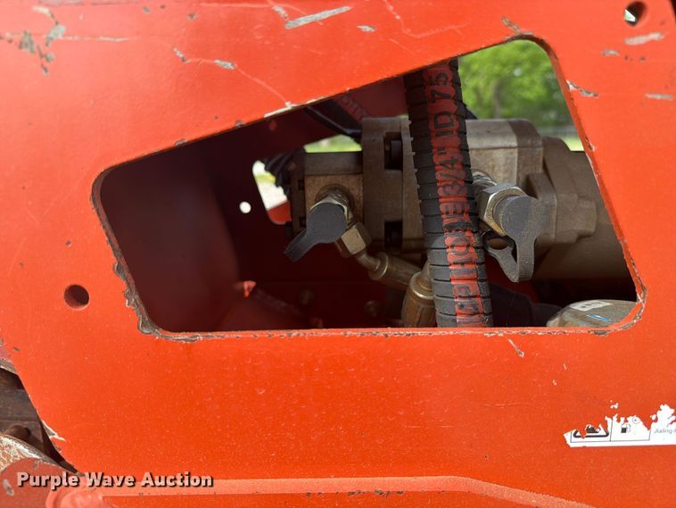image for item FC3034 2017 Ditch Witch C24x trencher