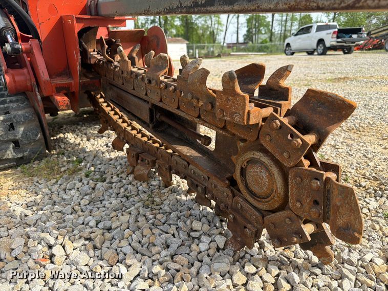 image for item FC3034 2017 Ditch Witch C24x trencher