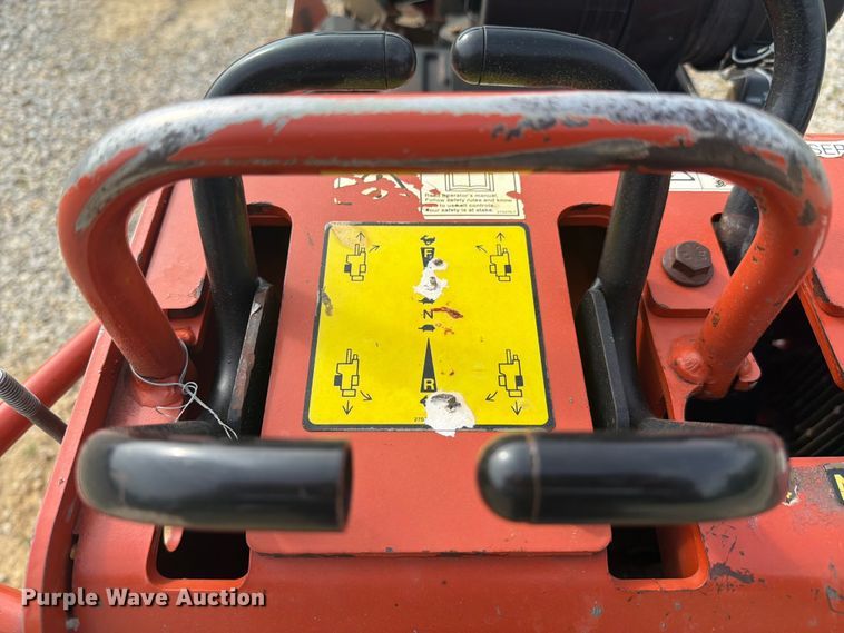 image for item FC3034 2017 Ditch Witch C24x trencher