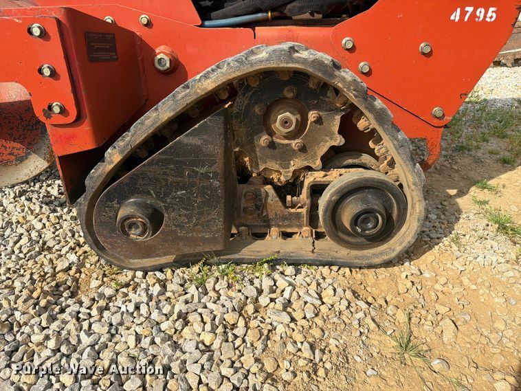 image for item FC3034 2017 Ditch Witch C24x trencher