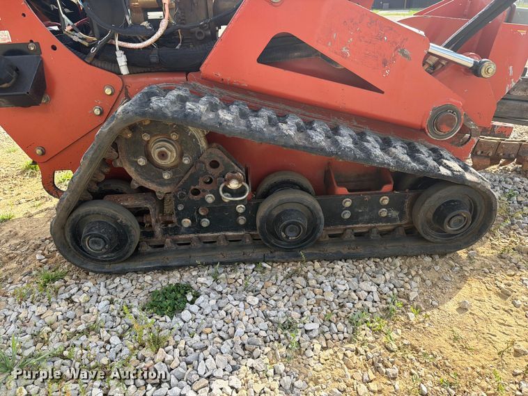 image for item FC3034 2017 Ditch Witch C24x trencher