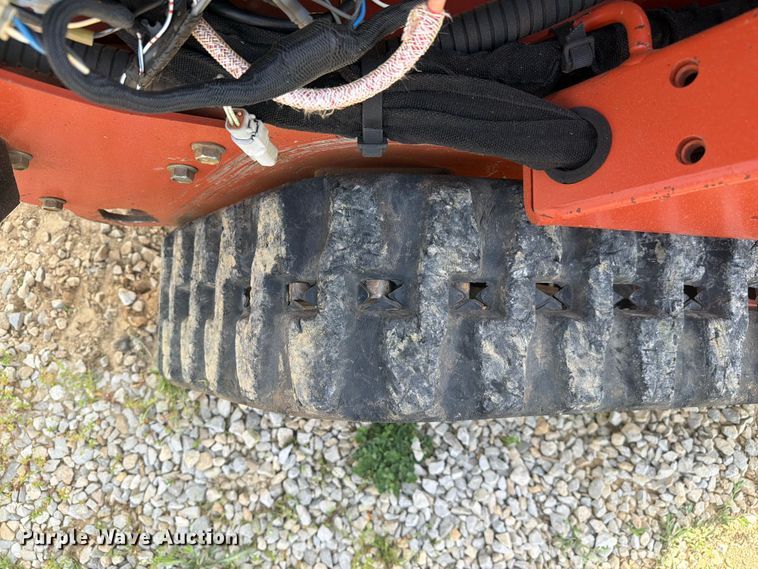 image for item FC3034 2017 Ditch Witch C24x trencher