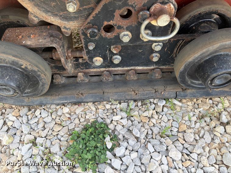 image for item FC3034 2017 Ditch Witch C24x trencher
