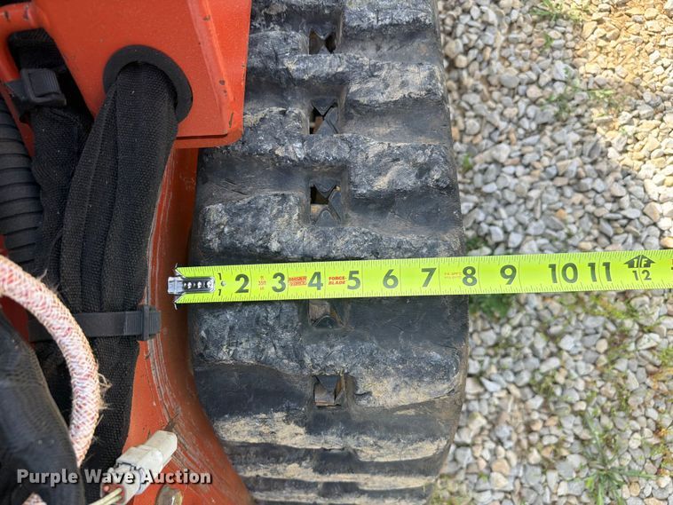 image for item FC3034 2017 Ditch Witch C24x trencher