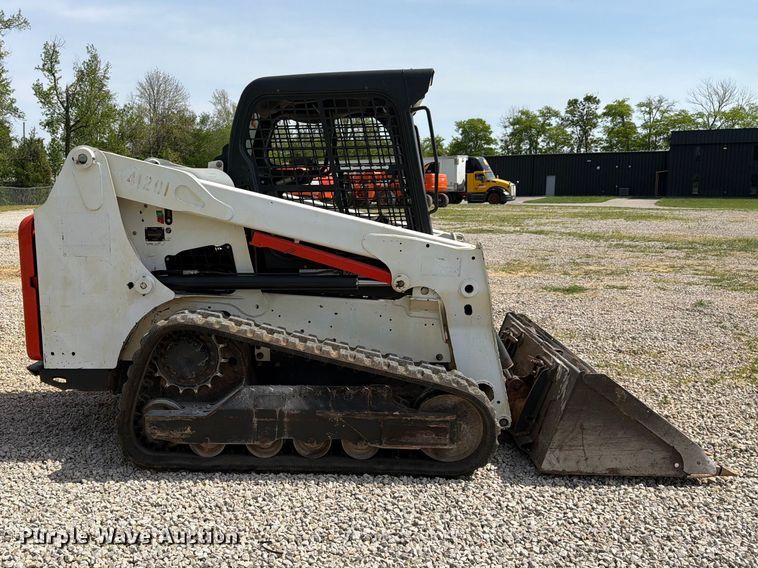 image for item FC3039 2019 Bobcat T630 tracked skid steer loader