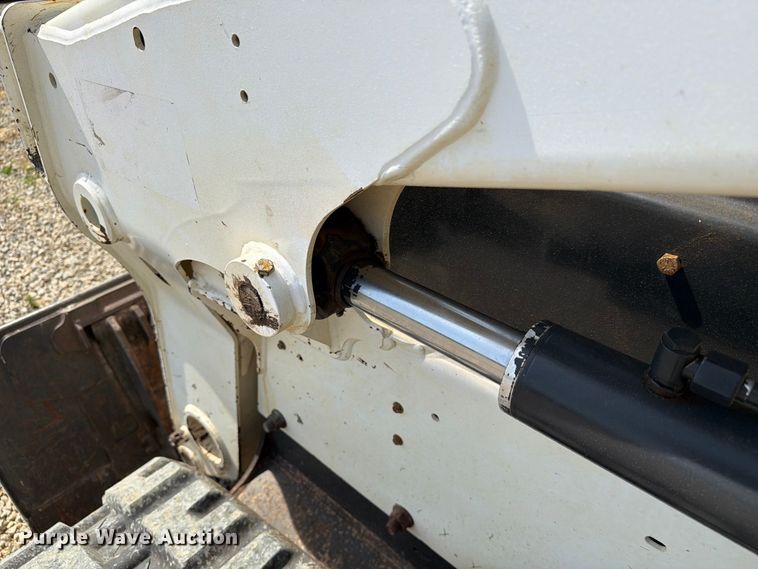 image for item FC3039 2019 Bobcat T630 tracked skid steer loader