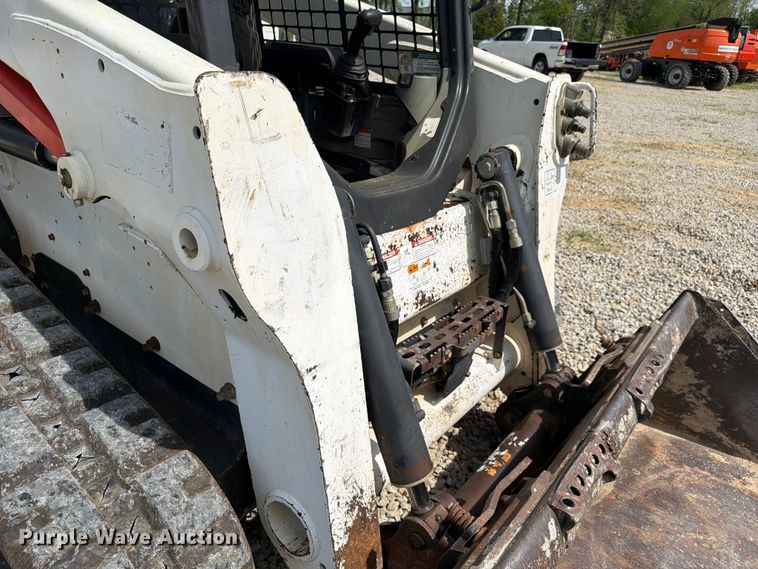 image for item FC3039 2019 Bobcat T630 tracked skid steer loader