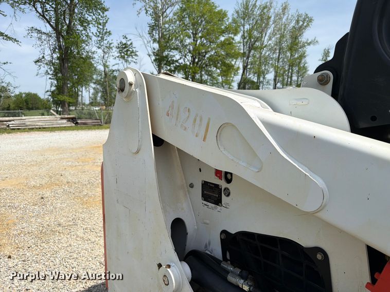 image for item FC3039 2019 Bobcat T630 tracked skid steer loader