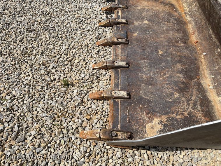 image for item FC3039 2019 Bobcat T630 tracked skid steer loader