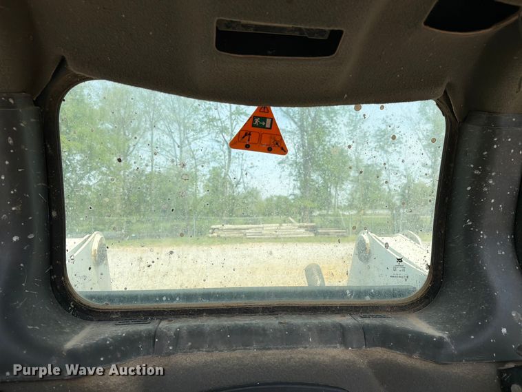 image for item FC3039 2019 Bobcat T630 tracked skid steer loader