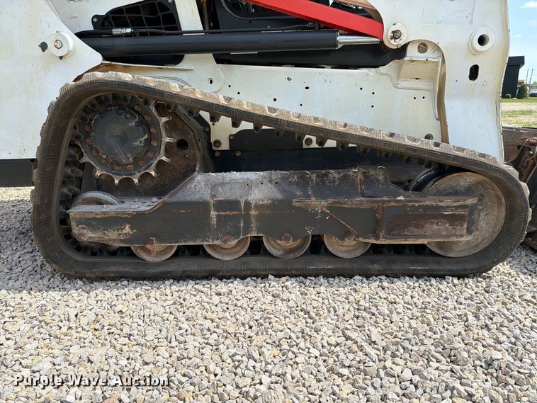 image for item FC3039 2019 Bobcat T630 tracked skid steer loader