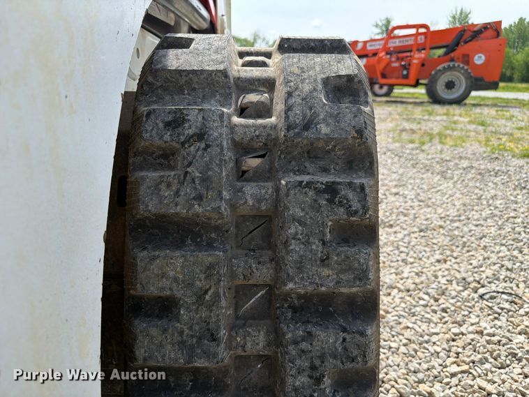 image for item FC3039 2019 Bobcat T630 tracked skid steer loader