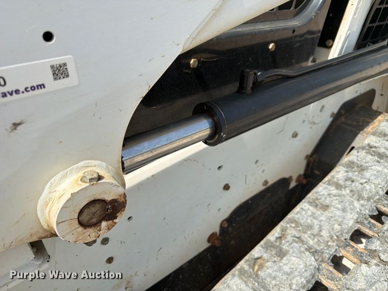 image for item FC3040 2019 Bobcat T630 tracked skid steer loader