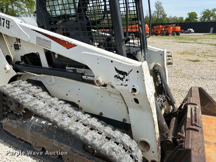 image for item FC3040 2019 Bobcat T630 tracked skid steer loader