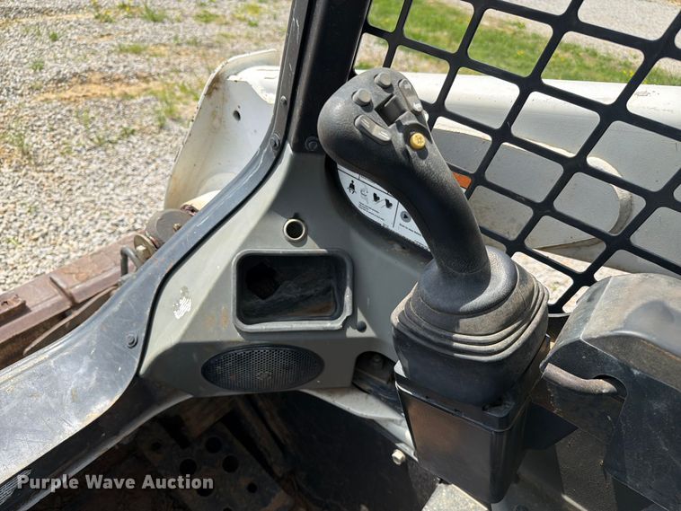 image for item FC3040 2019 Bobcat T630 tracked skid steer loader