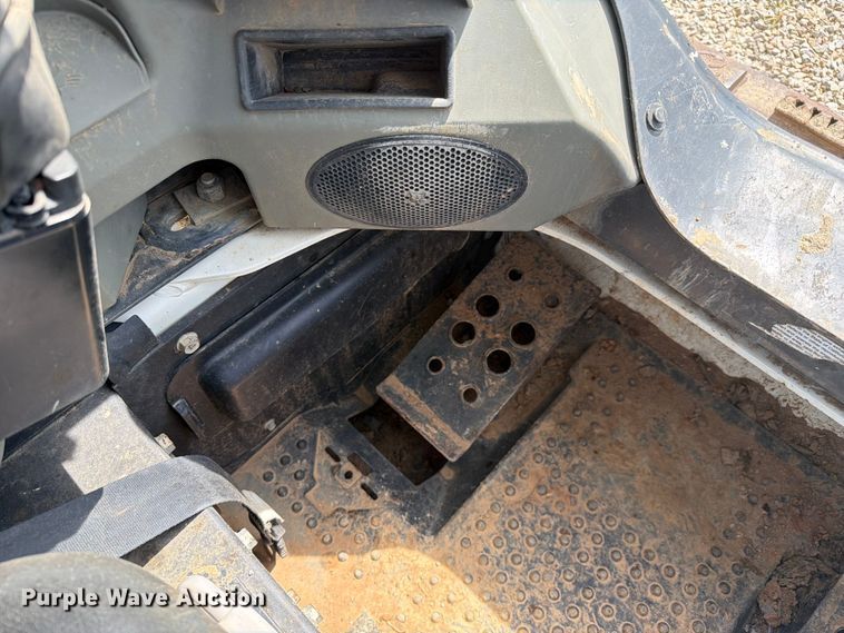 image for item FC3040 2019 Bobcat T630 tracked skid steer loader