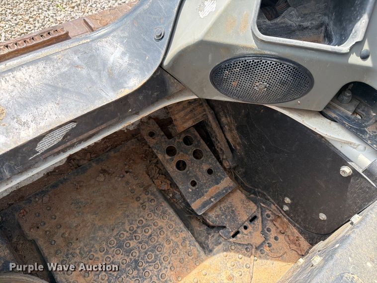 image for item FC3040 2019 Bobcat T630 tracked skid steer loader